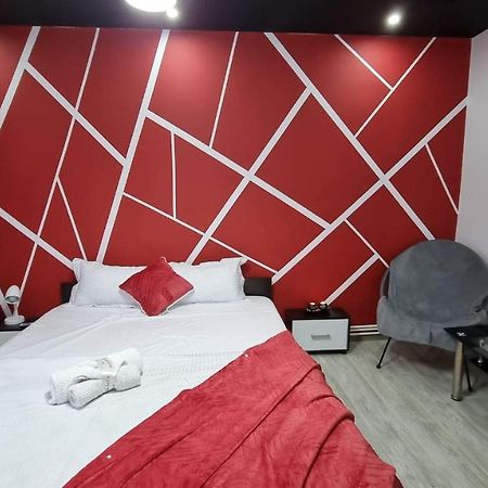 Studio Vale Apartment Hunedoara Exterior foto