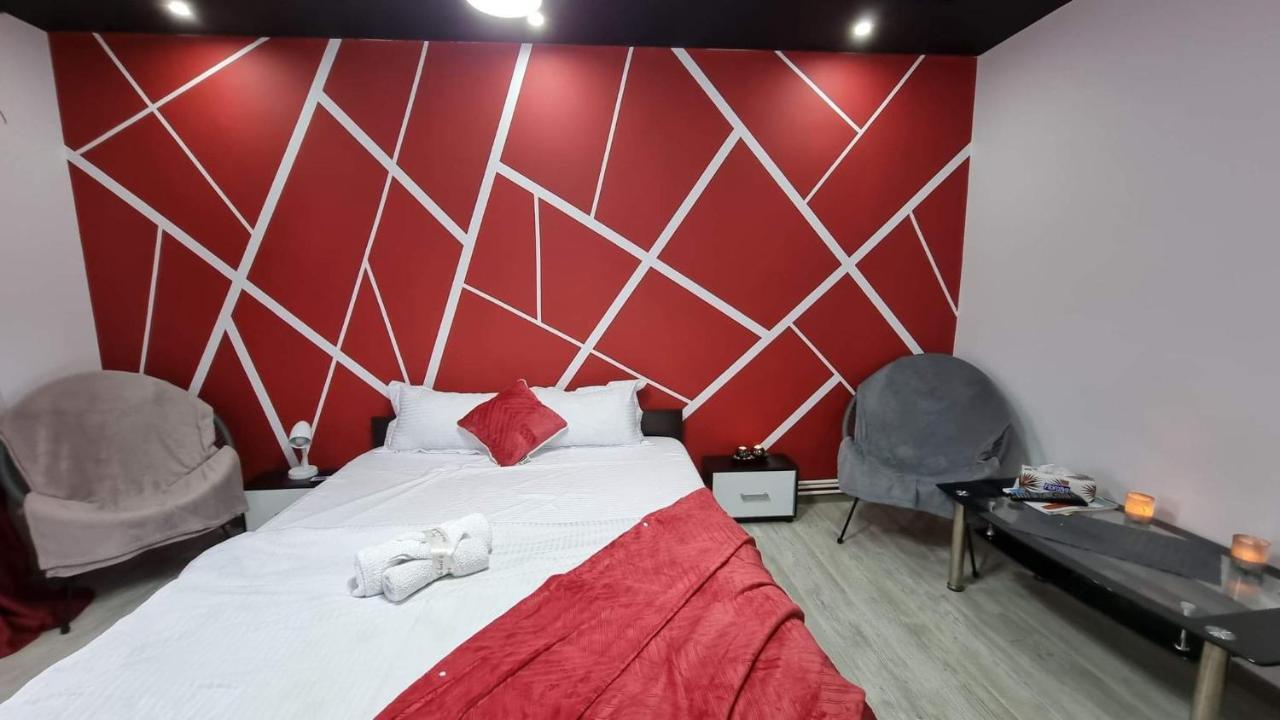 Studio Vale Apartment Hunedoara Exterior foto
